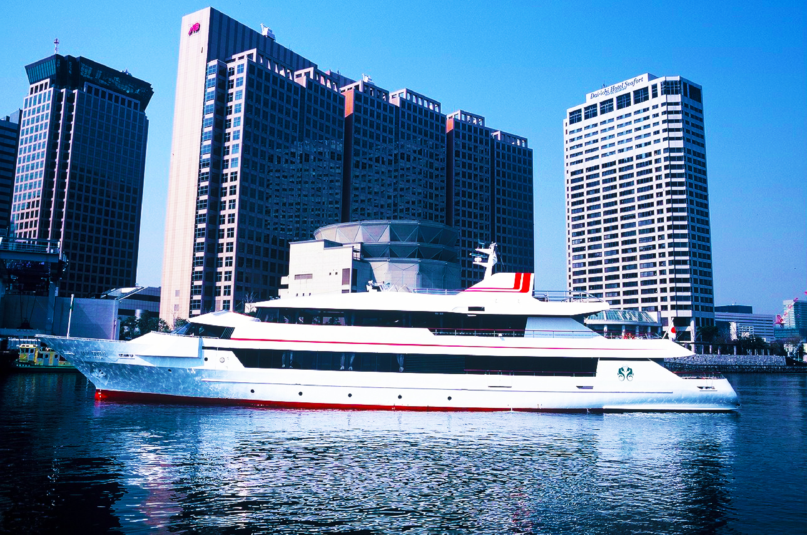 入社半年で挑んだ会場プロデュース——今も続く“クルーズウエディング”誕生秘話