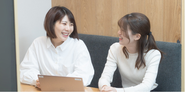 未経験OK！面倒見が良い先輩やスタッフさんが、丁寧に業務レクチャーします。