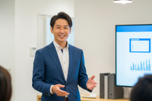 圧倒的成長環境！｜事業の中核を担うセールスで必須スキルを掴め！