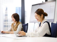 本当に良いサービスを提供してくために、部署を超えて協力しあって仕事を進めます。
