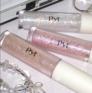 LE SSERAFIMメイク担当プロデュース「pyt」