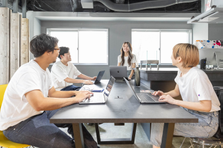 経験なくてOK!受託開発で実績を積みながらエンジニアデビューしませんか？
