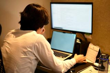 今の仕事にモヤモヤしているあなたへ。スキルをつけて、人生に選択肢を。