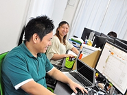 みんなマイペースでお仕事。