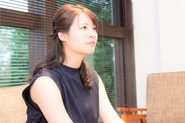 女性プログラマも活躍しています。