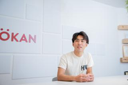 執行役員清水は外資系戦略コンサルティングファーム、大手人材系企業出身の経歴を持つ。多角的な視点で質の高いフィードバックを行う。