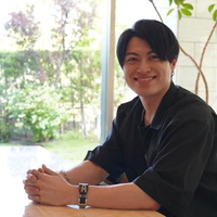 村中 仁斗