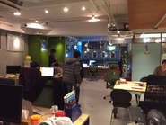 鎌倉駅徒歩15秒の立地で、仕事終わりに自由に社内飲み開催！