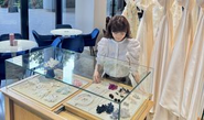 販売用のアクセサリーは自分たちで海外から買い付けています。