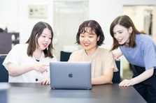成長意欲の高いメンバー×透明度の高い評価制度|インサイドセールスを募集！