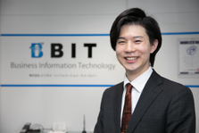実力主義な弊社、技術あるエンジニアは崇拝対象です！