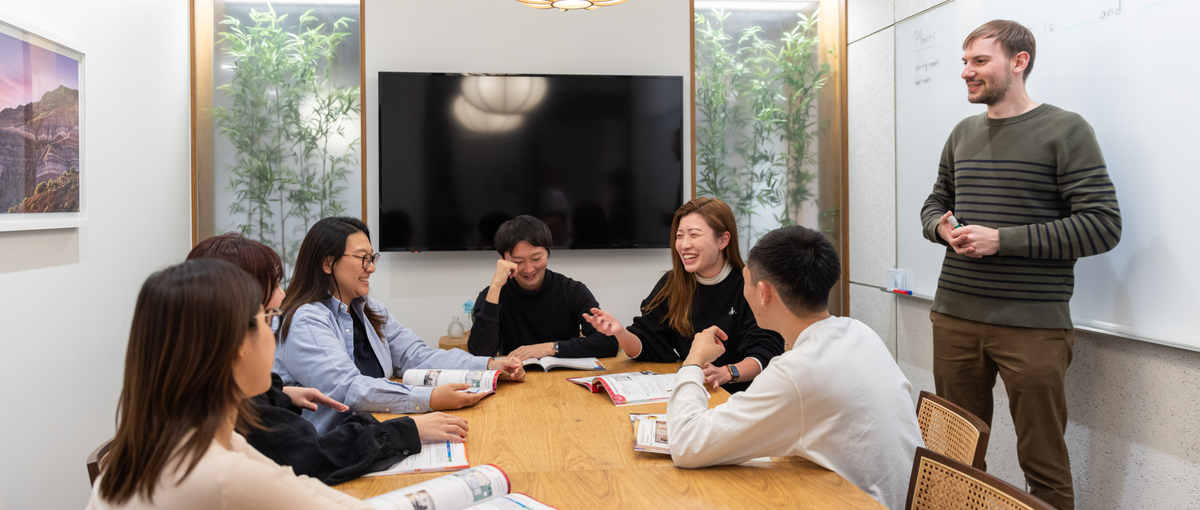 グローバルな仲間を支えながら自分らしく働けるバックオフィスです