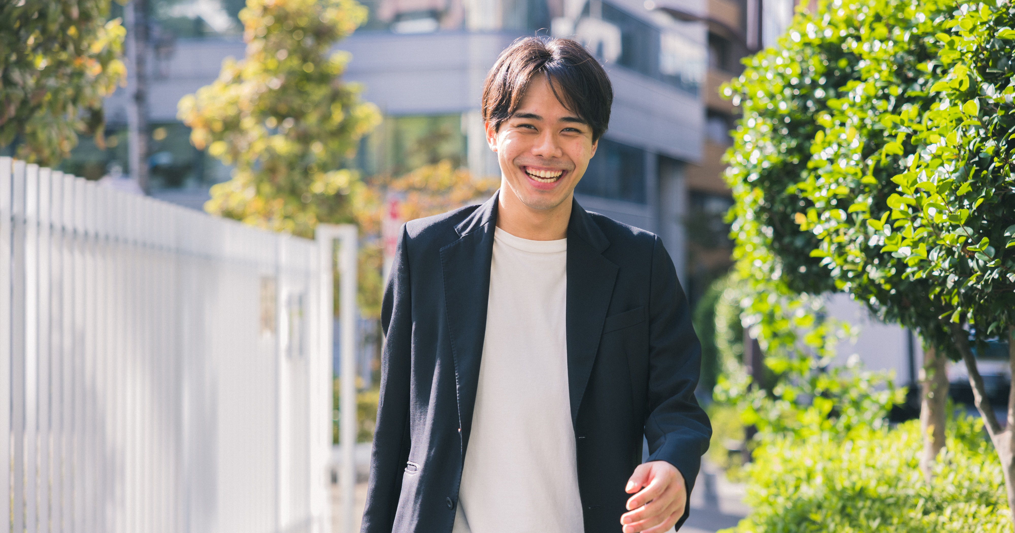 【社員インタビュー】「挑戦を楽しみ、人と共に成長する」2年目社員のリアルな仕事観 〈#観光×人材サービス〉