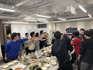 手元に写真ないので、一旦この間のオフィス飲みでも載せときます