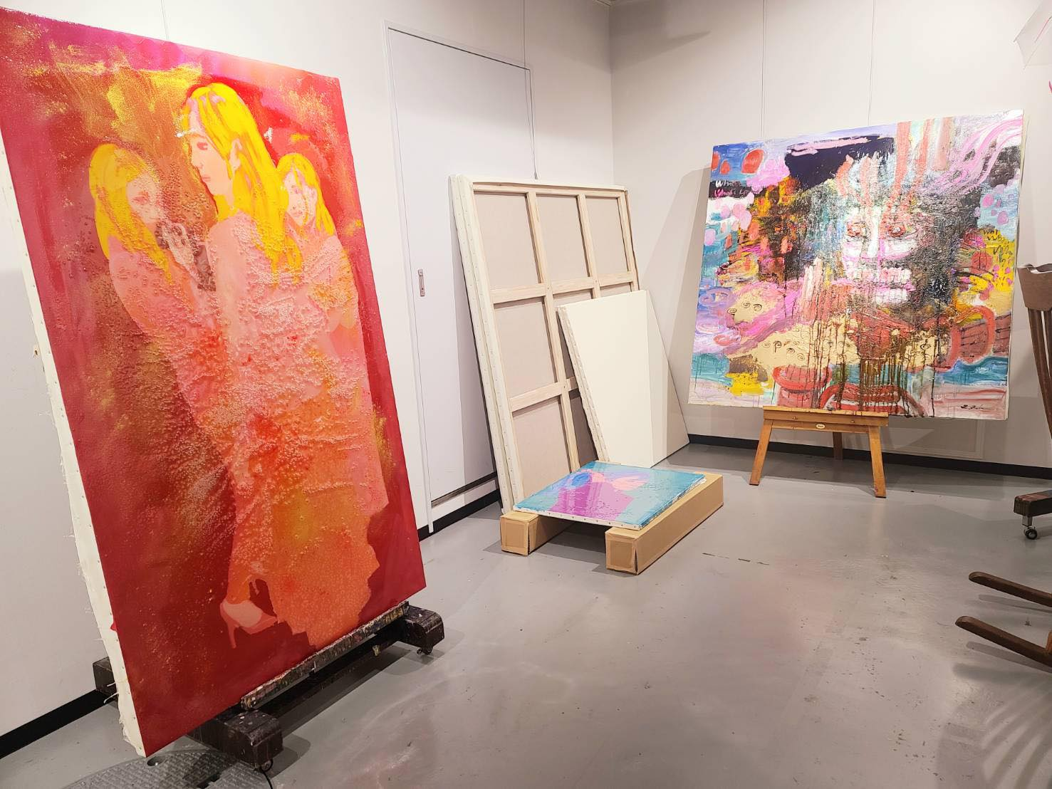 現代アートの仕事とは何だろう？女性スタッフの投稿です。