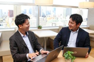 会議をしながら、他愛もないコミュニケーションも◎
