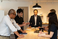  機械の設計職・営業職からマーケ！製造業の構造を把握し、差別化されたスキル