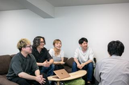 毎朝スタッフで進捗共有を行う「朝会」を行っています！