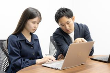 PEファンド&総合商社出身者から学べる！M&Aソーシング営業インターン