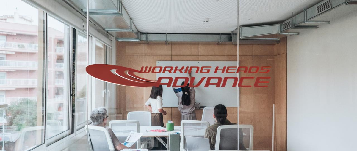 働く場所も時間も自由！最新技術に挑戦できるWebエンジニア