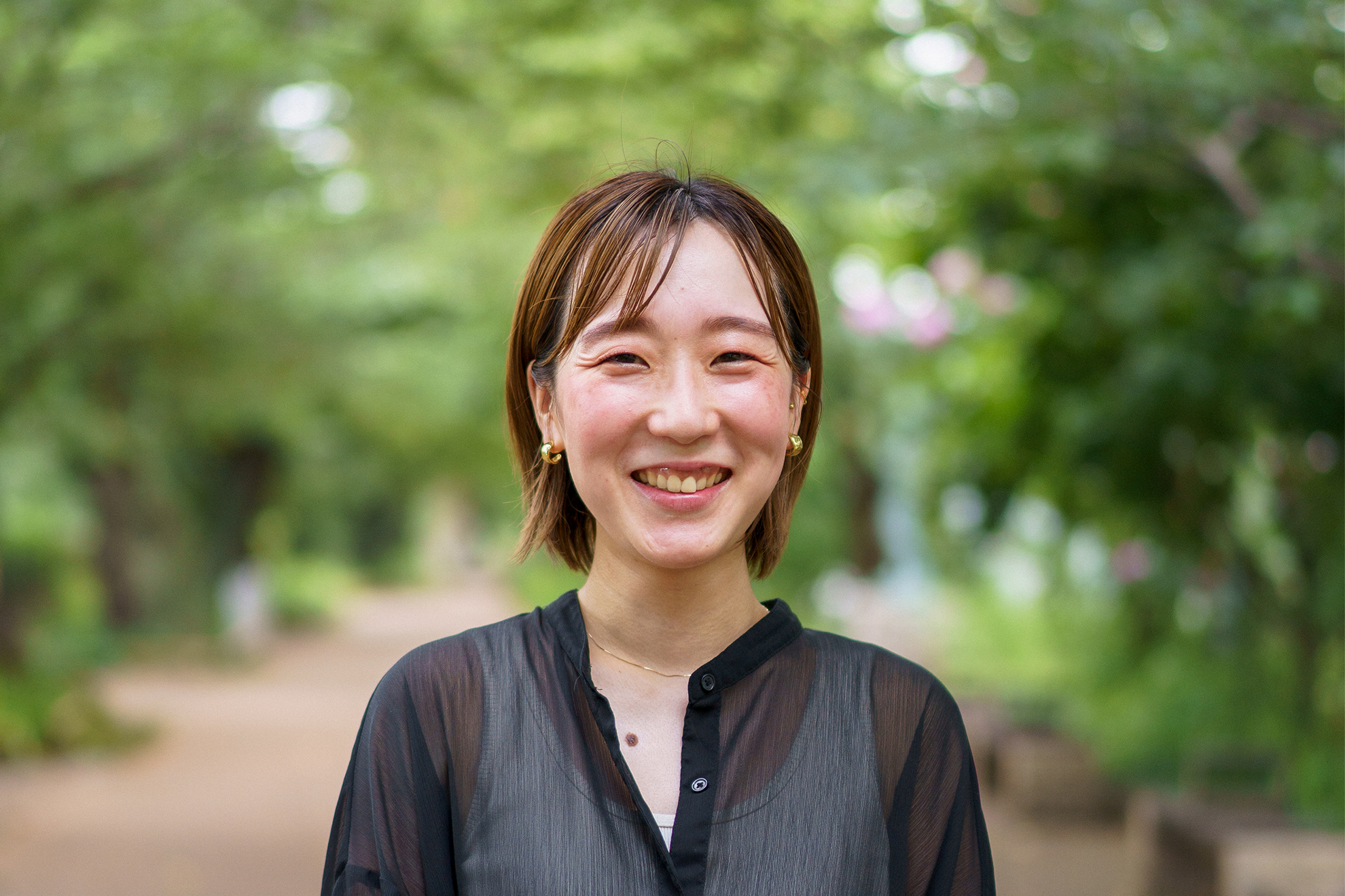 現場と離れた立場で働くからこそ、誰のために、何のために仕事をしているかを大切に。