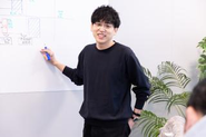 代表の深野。CEO兼データサイエンティスト。パタンナー創業前はAI系ベンチャー企業の執行役員を務めその後独立しました。