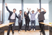 総勢80名の社員が所属しており、その大半が台湾法人で勤務しています。日本本社は現在約10名と少人数精鋭です。