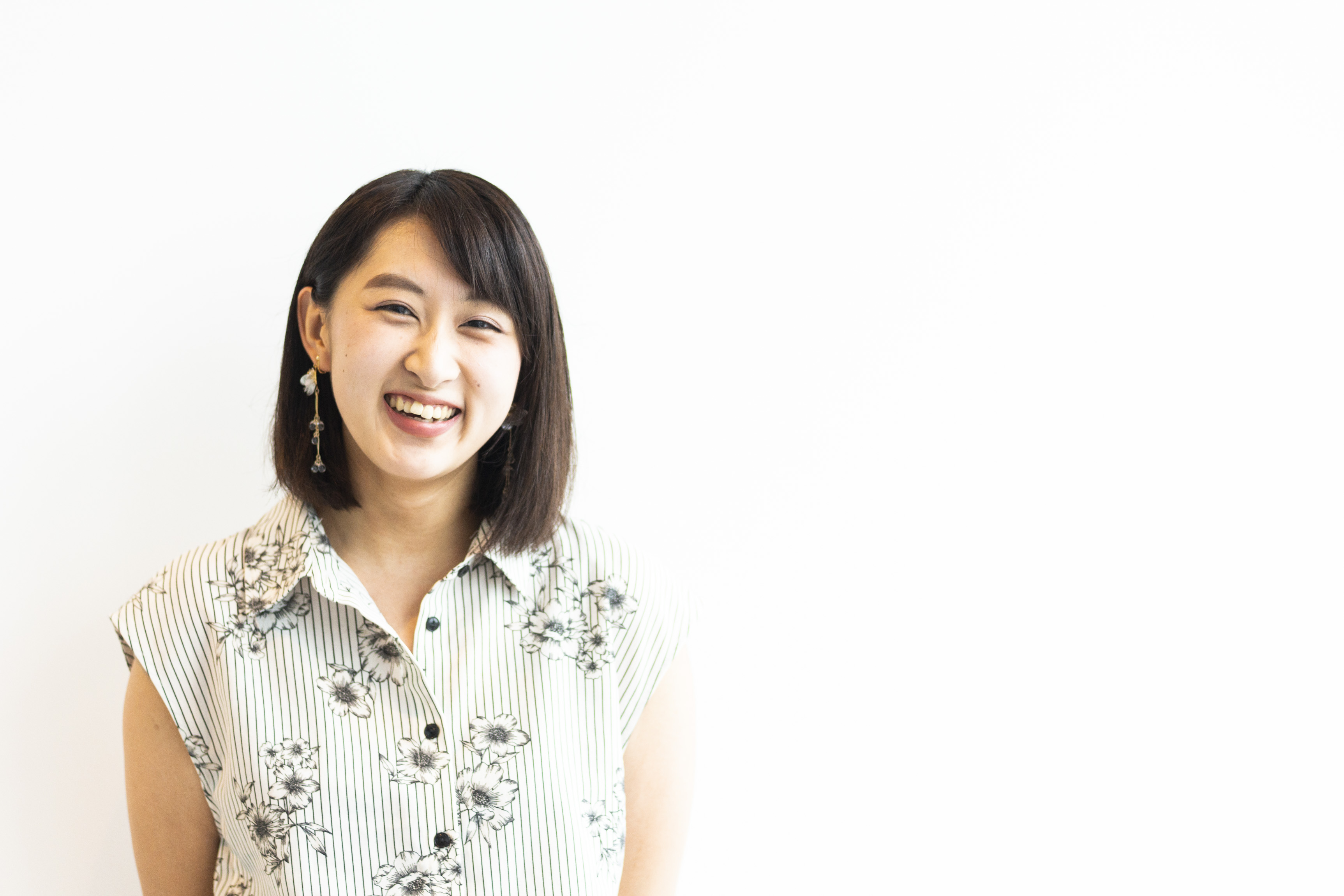 いつも泣いていた事務員の私が、新卒2年目で女性幹部に。 8/4単独説明会で語ります。