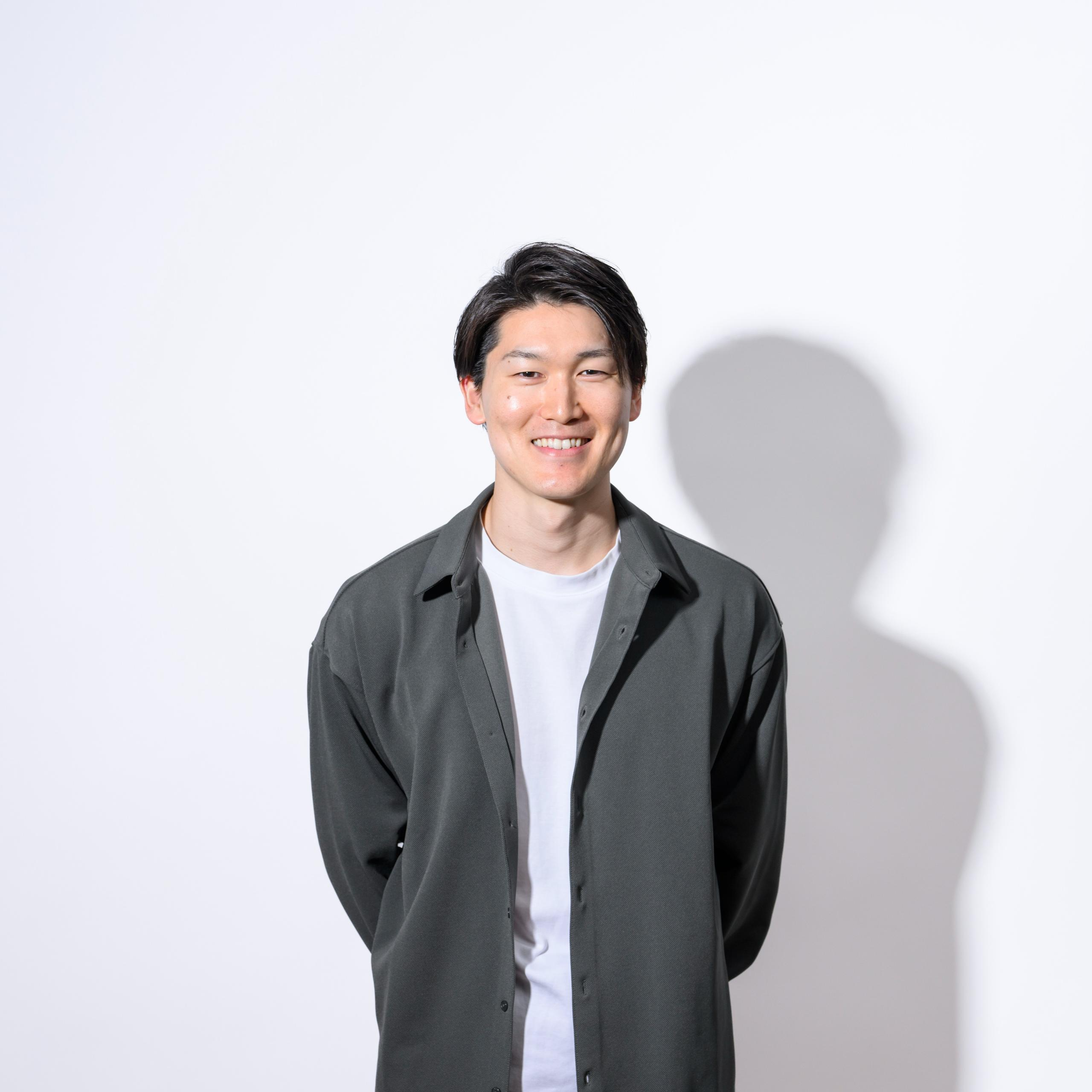 安積 伸顕