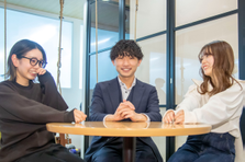  学歴関係ない！経験ゼロから教育期間が終われば、Web開発プログラマー！