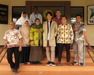 ブランドコンセプトは、「Farm to Fashion」。インドネシア現地の研究機関と共に、原料の研究から店舗運営まで全てのサプライチェーンを自主運営