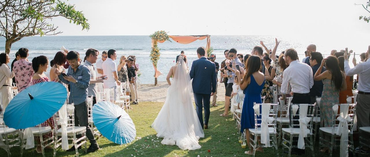 あなたの言葉でお客様の体験をつくる。我こそは！というあなたをWanted。