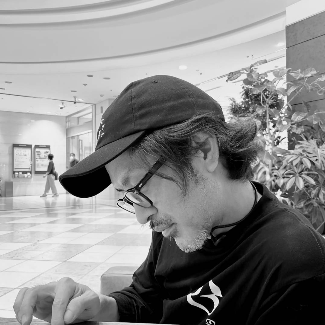 オオトモ ユウジ