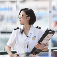 居関さんのプロフィール