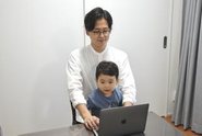 出社とリモートのハイブリッド勤務で、メリハリをつけた働き方が可能