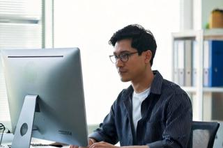 あなたの一行のコードが、世界を動かす。：開発エンジニア募集