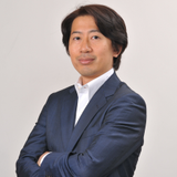 Takayoshi Suzuki