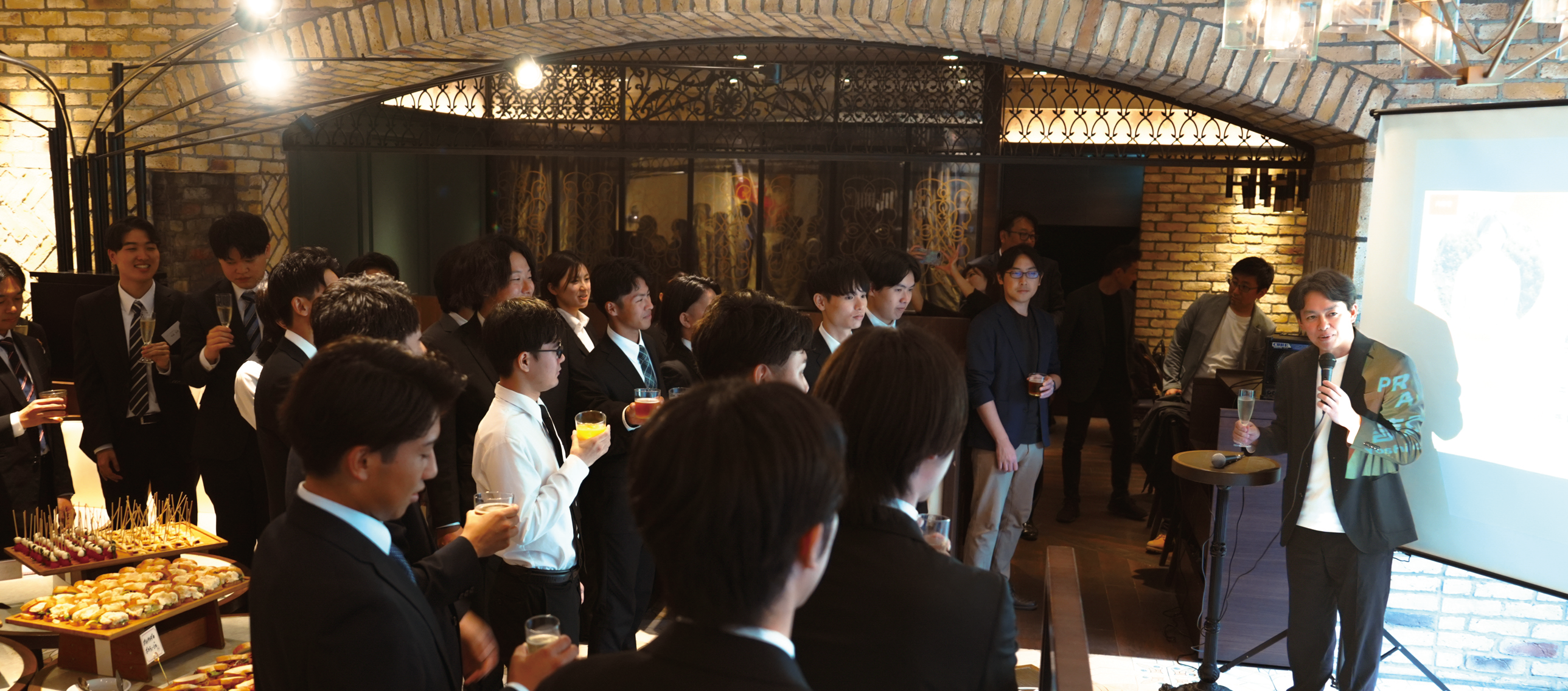 REPORT：同期や先輩社員とのつながりを深める！2026年度内定式後の合同グループワーク＆懇親会