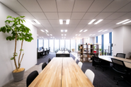 新オフィスは綺麗でゆったりとしたスペース（2019年2月に移転）