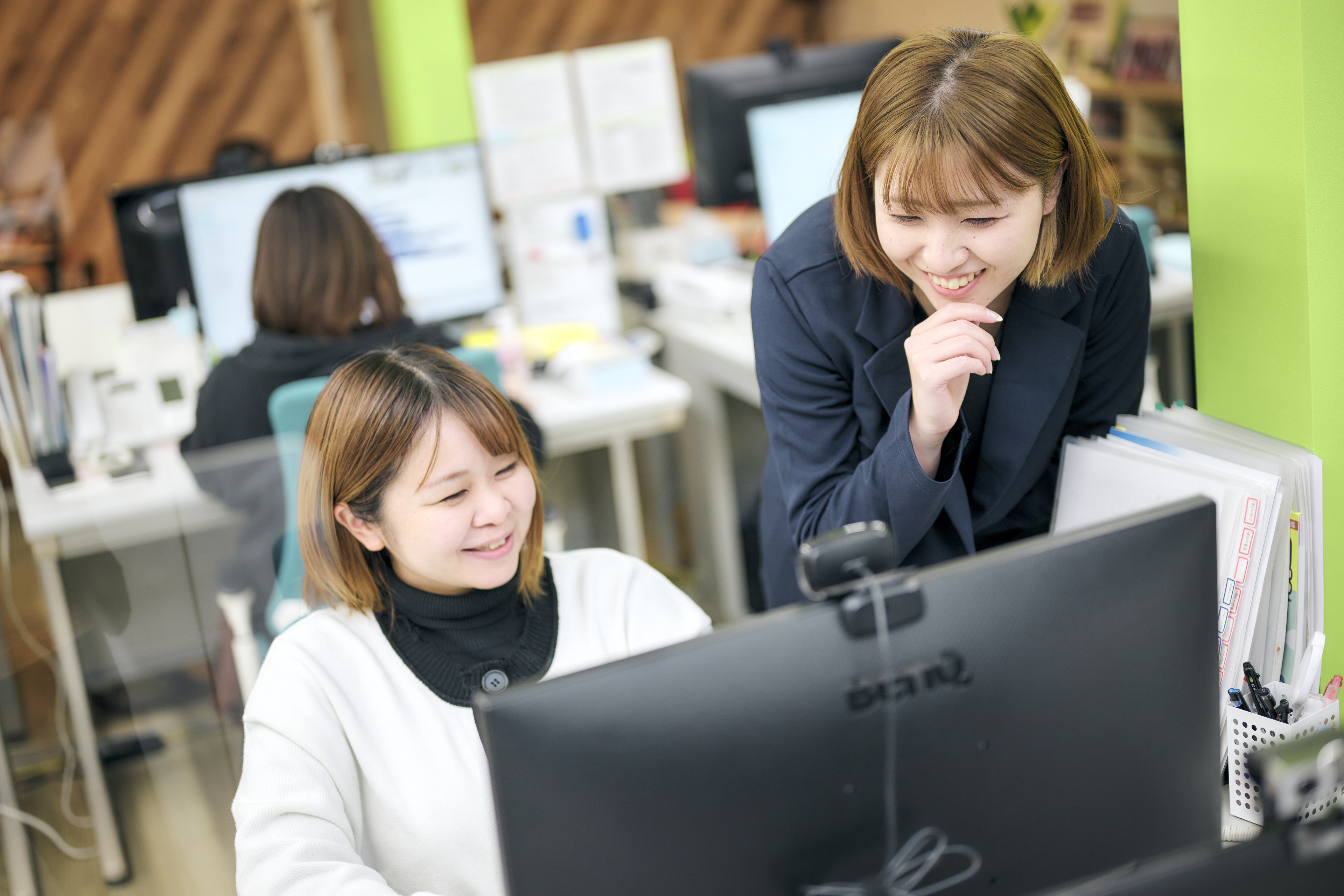 【メンバー紹介/Ver.Erina】中途採用から初の女性管理職へ。私の仕事はみんなの働きやすい環境をつくること