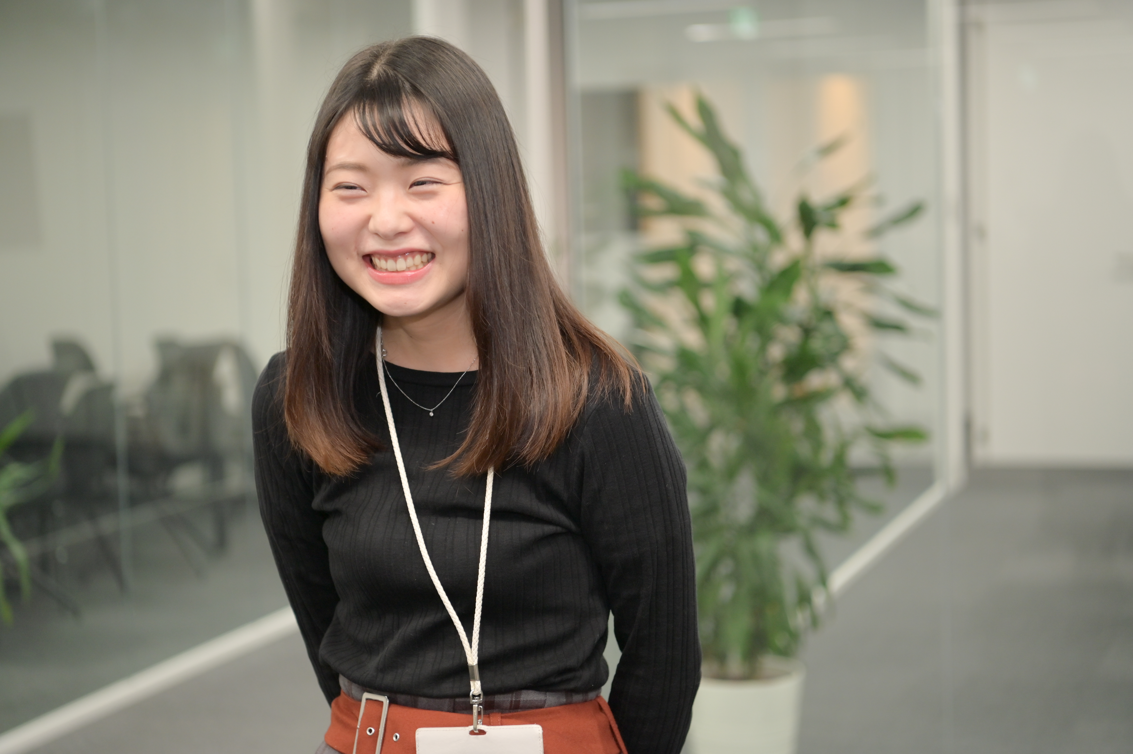 【社員インタビューvol.2】接客業から営業事務へ転職！入社2年目でリーダーへ！