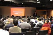 定期的に開催するDL/AIをテーマとした大規模イベントの風景です。