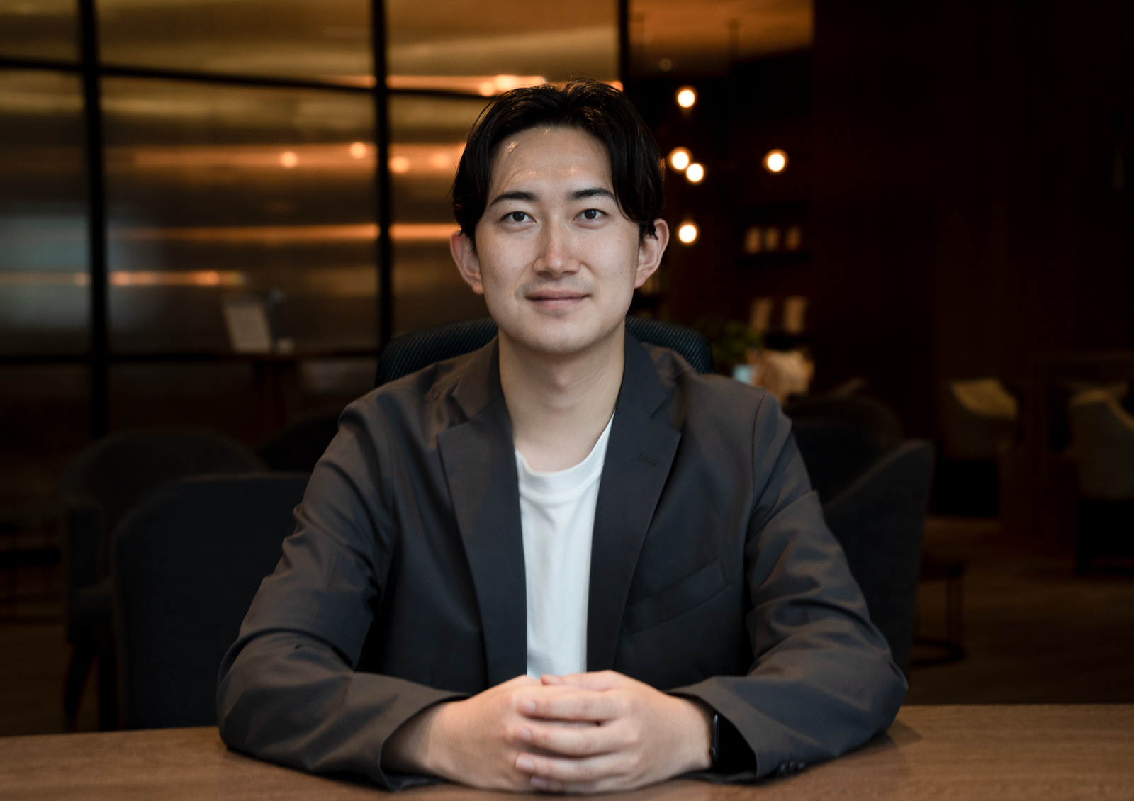 セールス担当 小島さん_ここなら自分の想像もし得ない世界が観れるかもしれない！