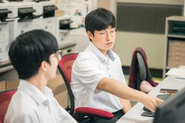 二人は昨年度入社したエンジニア！銀座はお店がたくさんあるため、ランチタイムが楽しみ！