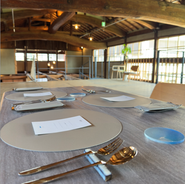 網工場をリノベーションしたレストラン潮香