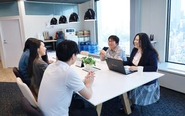エンジニアは定期的に本社で部会を実施しているので、本社部門以外の社員との交流もたくさんあります◎今の案件先の状況などもエンジニア本人から直接聞けますよ◎