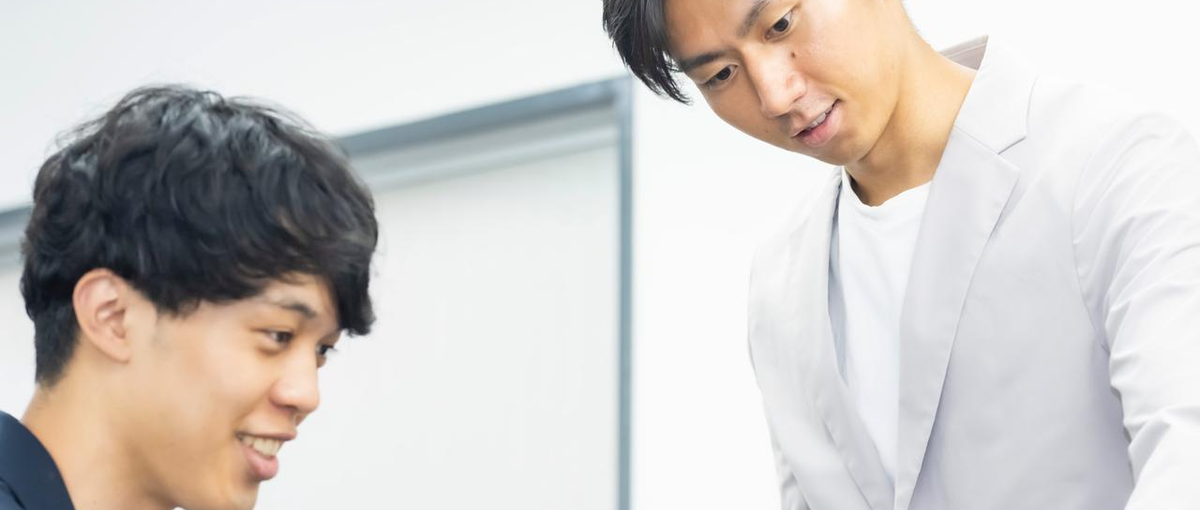 業界特化×急成長ベンチャー｜社会を変えることに本気で没頭するセールス募集！