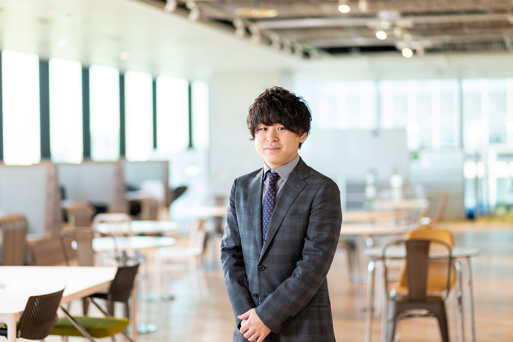 中途社員が活躍できる環境を。新卒選考落ちからMVP獲得まで成長できたサイバーエースのカルチャーとは｜社員インタビュー 東さん