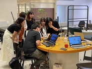 1ヶ月〜3ヶ月に一度、本社かシェアオフィスに全国各地から集合し、さらにノウハウやナレッジを互いに深める活動をしています。「能力」だけでなく、クライアントに対する「想い」の強さが大切。そういった想いを熱く語れるメンバーが集まっています。