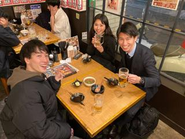 社内の懇親会は、インターン生の参加も歓迎しています。